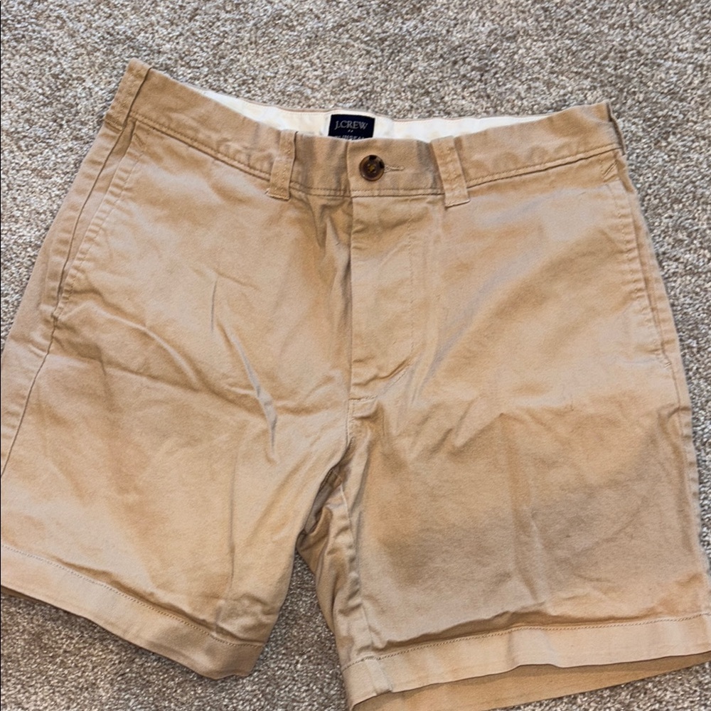 J. Crew Men's Khaki 7” Shorts
